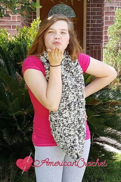 Melodys Bulky Cowl free crochet pattern