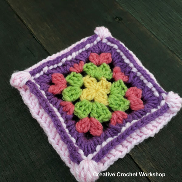 Groovy Cluster Granny Square | Creative Crochet Workshop @creativecrochetworkshop | American Crochet @americancrochet #grannysquare #freecrochetpattern #groovygrannysquarecal