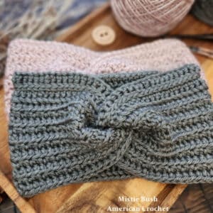 Snow Bound Earwarmer - Quick and Easy Crochet Pattern